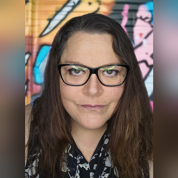 Meet your Posher, Dawn - Picture 1 of 1